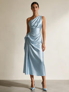 Elettra Ferri satin pleated dress with a flowing silhouette and elegant design, perfect for formal occasions.